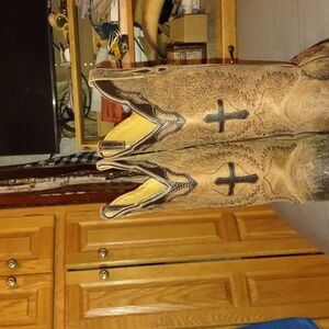 Men's Western boots size 8 J. B Dillon